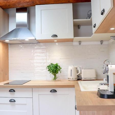 Aubernon Luxurious, Newly Renovated Flat In Heart Of Old Antibes Appartement Buitenkant foto