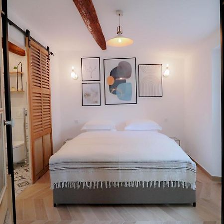 Aubernon Luxurious, Newly Renovated Flat In Heart Of Old Antibes Appartement Buitenkant foto