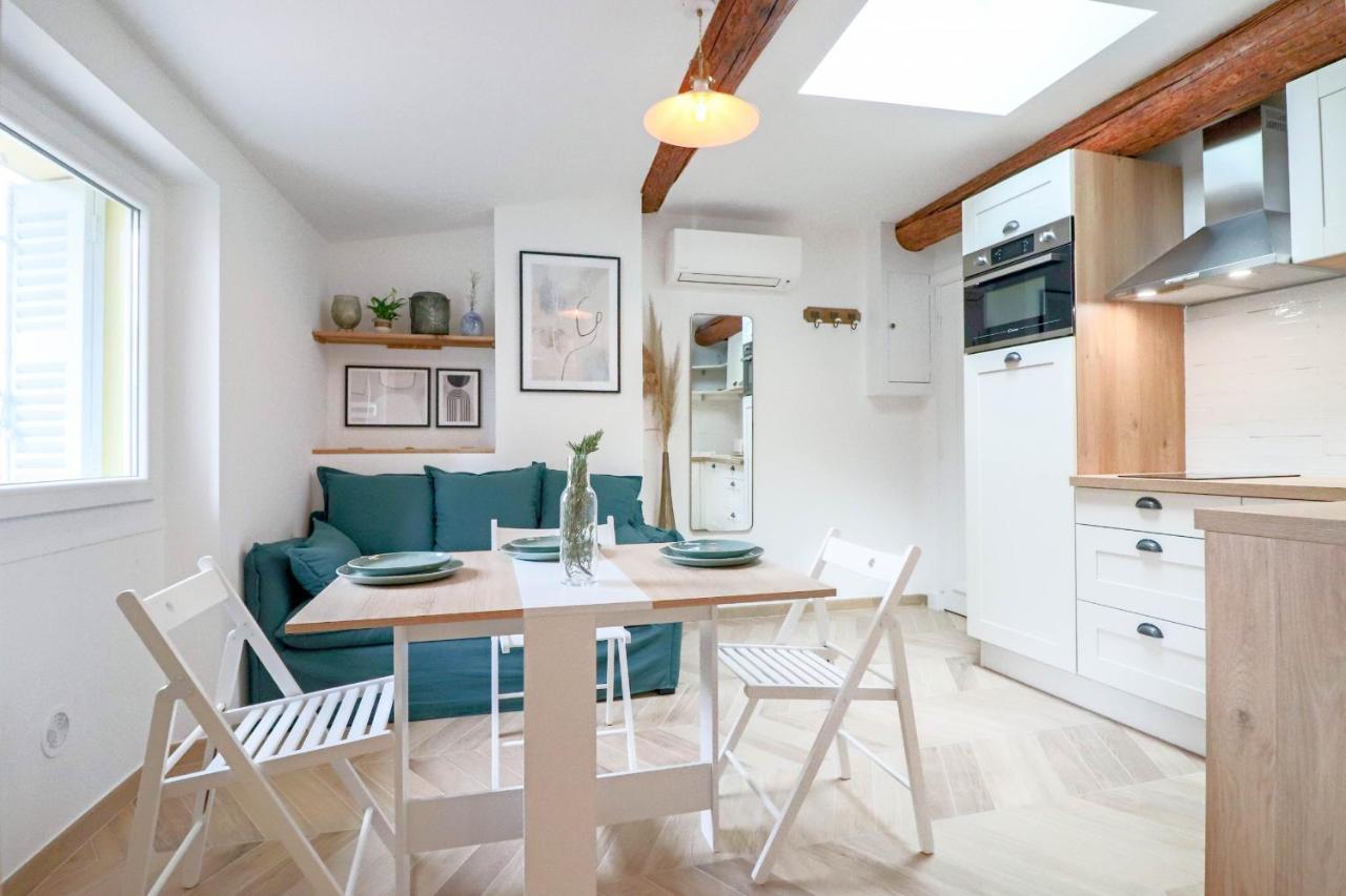 Aubernon Luxurious, Newly Renovated Flat In Heart Of Old Antibes Appartement Buitenkant foto