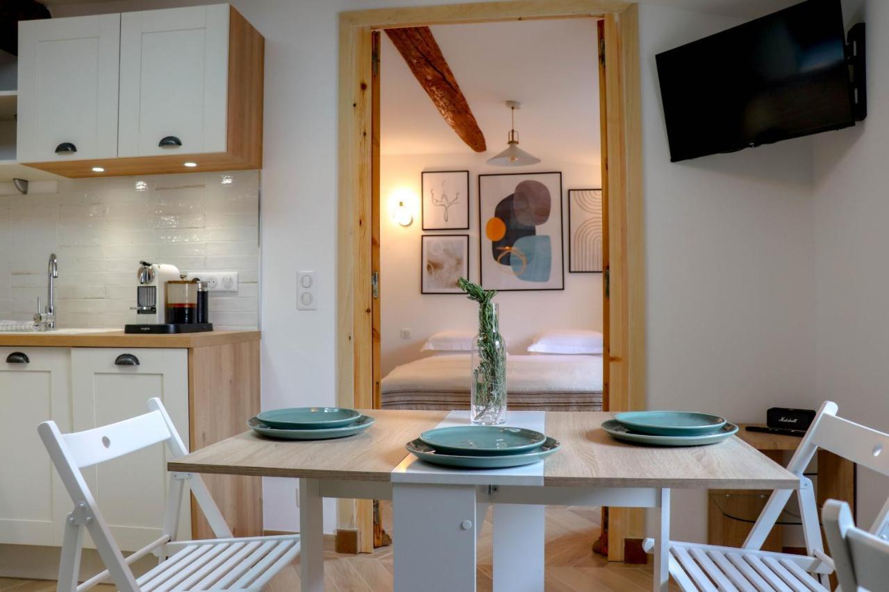 Aubernon Luxurious, Newly Renovated Flat In Heart Of Old Antibes Appartement Buitenkant foto